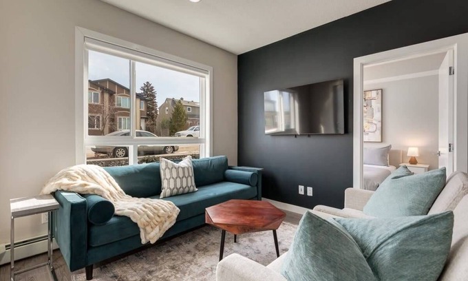 Southwest Calgary Apartment | Pet Friendly Apartment w/Free Underground Parking