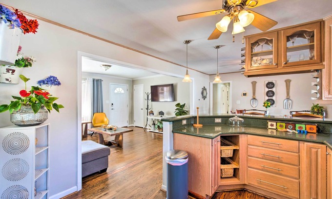Hiram House | Pet-Friendly Atlanta Area Home w/Private Pool!