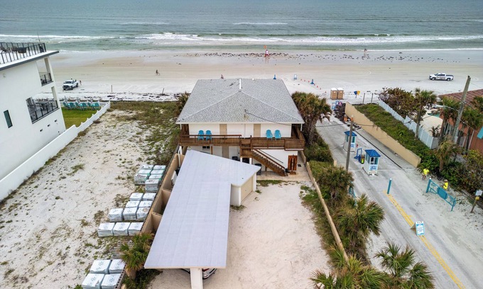 New Smyrna Beach Apartment | Pet Friendly & Beachfront Angel Inn the Sand - Gecko Unit Downstairs South