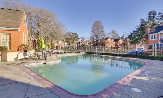 Mid City South Condo | Pet-Friendly Baton Rouge Vacation Rental