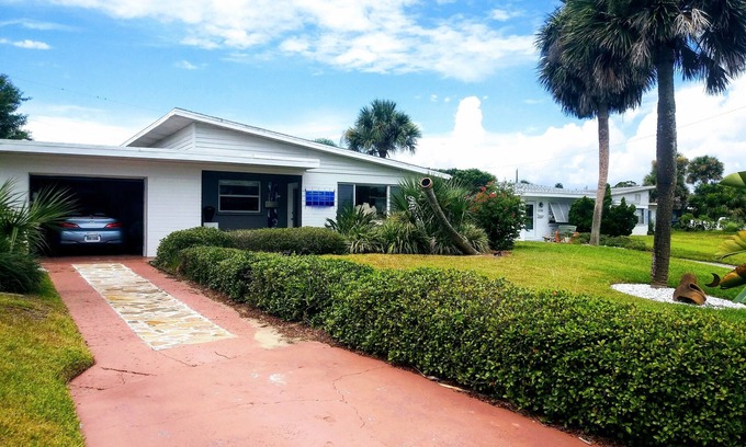 Ormond Beach House | Pet Friendly Beachside Artist's Mid-Century Modern Bungalow