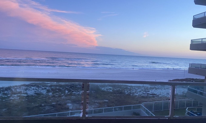 Orange Beach Condo | Pet Friendly Beachfront Condo -3 BR-2BA-SLEEPS 8