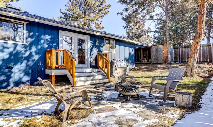 Southern Crossing House | Pet-Friendly Bend Home ~ 2 Mi to Downtown