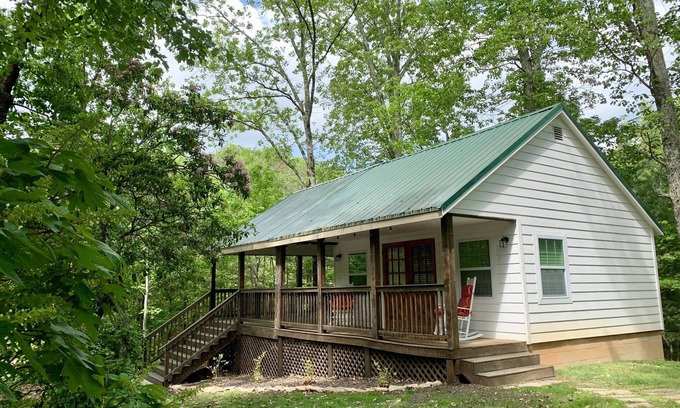 Dahlonega Cabin | Pet-friendly cabin with covered porch, King bed, and laptop friendly workspace