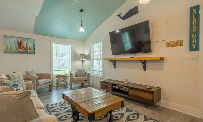 Rehoboth Beach House | Pet Friendly Easy Bike Ride to Rehoboth Recently Built Cottage w/3BR