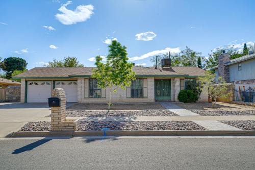 Biggs Field House | Pet-Friendly El Paso Home about 9 Mi to Fort Bliss!