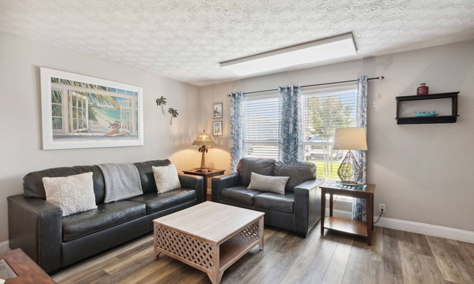 Fernandina Beach House | Pet Friendly | Fernandina Shores Townhome | Short Walk to Beach