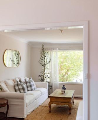 Bluff Point House | Pet Friendly Family Home in Bluff Point