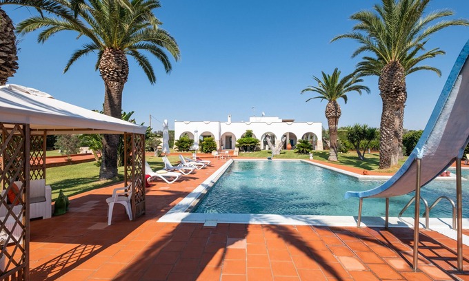Alliste Villa | Pet-Friendly Holiday Home Villa ArKe with Shared Pool & Terrace