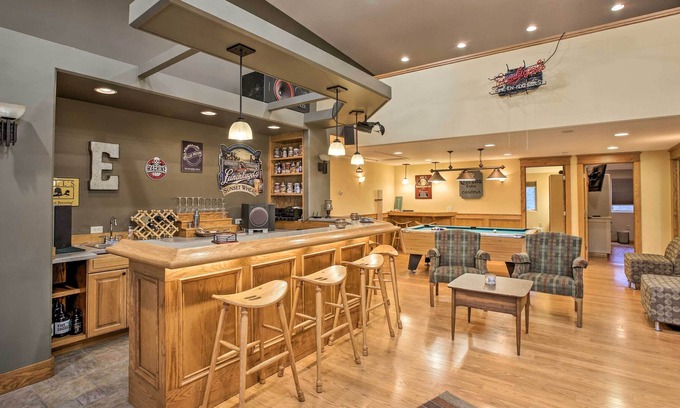 Beulah Cottage | Pet-friendly Home, 2 Mi to Crystal Lake!