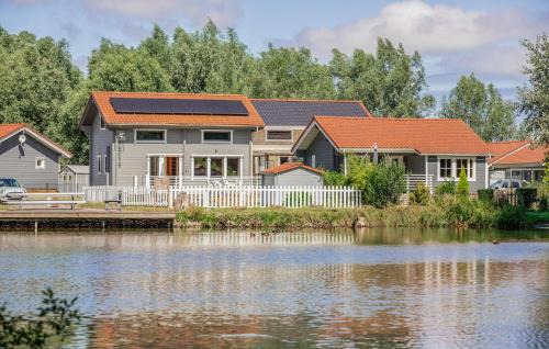 Bourbourg House | Pet Friendly Home In Bourbourg With Lake View