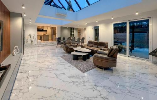 Gouvieux House | Pet Friendly Home In Gouvieux