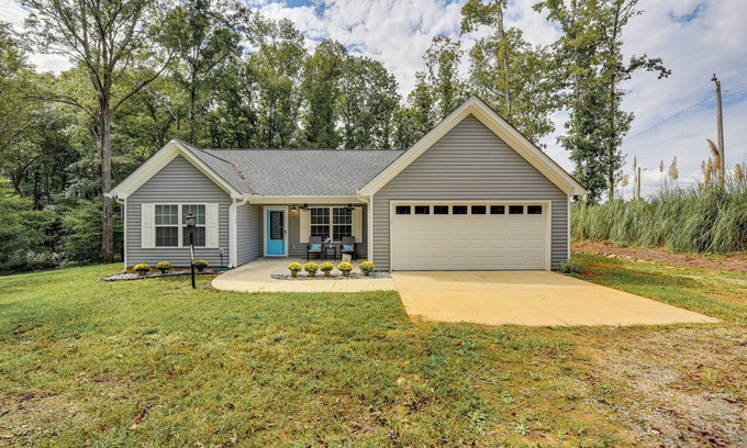 Monroe House | Pet-Friendly Home in Monroe: Deck, Grill & Yard!
