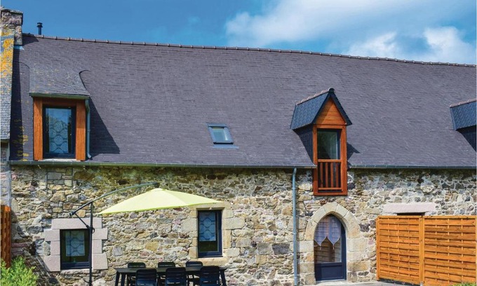 Saint-Alban House | Pet Friendly Home In Saint Alban