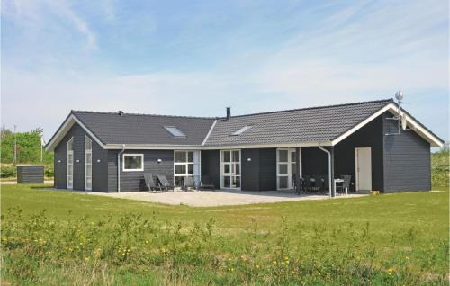 Skjern House | Pet Friendly Home In Skjern With Kitchen