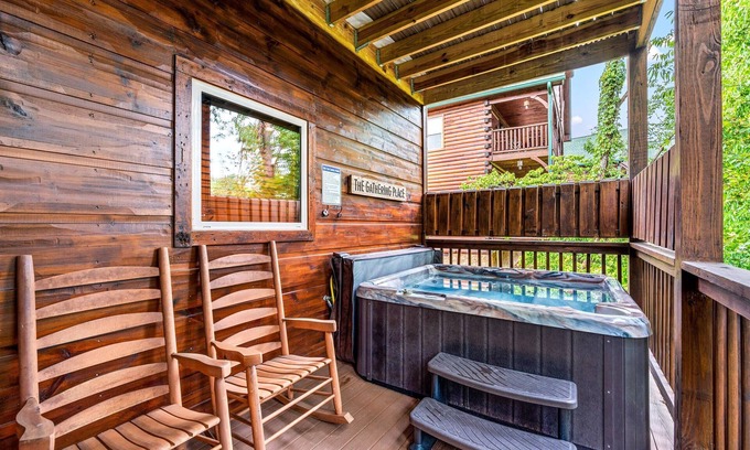 Pigeon Forge House | Pet Friendly! Hot Tub | Game Room | Pool | Resort
