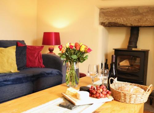 Hay on Wye House | Pet-Friendly Logburner Horse Stable Views