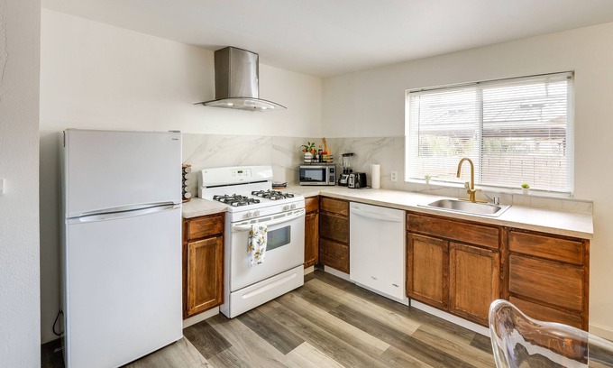 Mount Vernon Apartment | Pet-Friendly Mount Vernon Apt w/Private Patio!