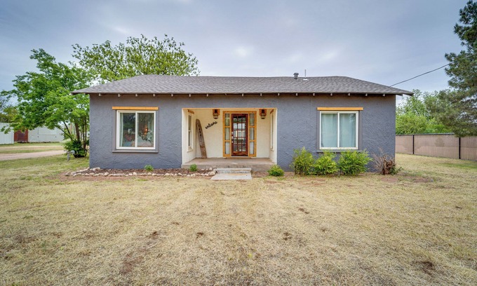 Haskell House | Pet-Friendly North Texas Home w/Spacious Yard!