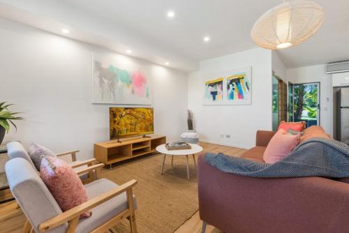 Noosaville Apartment | Pet Friendly Oasis By The River, Noosaville