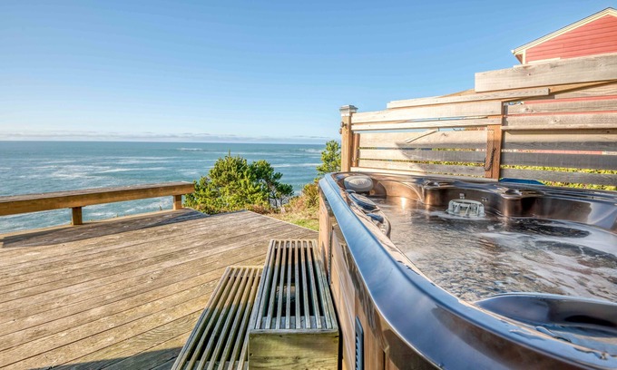 Depoe Bay House | Pet Friendly Oceanfront Cottage in Depoe Bay, with a Hot Tub and Amazing Views.