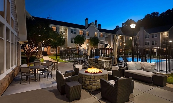 Alpharetta Resort | Pet-friendly Property! Relaxing 2BR Suites with Full Kitchen, Free Breakfast!