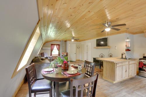 Stockton Springs Apartment | Pet-Friendly Prospect Apartment 7 Mi to Beach!