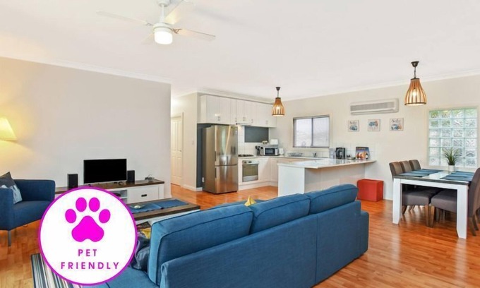 Goolwa Beach House | Pet Friendly Retreat - 44 Ferguson Rd, Goolwa Beach