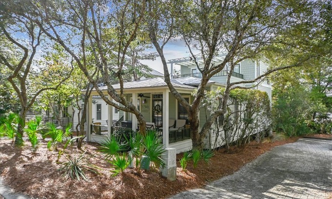 Seacrest House | Pet-friendly Seacrest West cottage—5-min to beach, near pool, 4 bikes, sleeps 8
