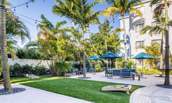 Park Shore Hotel | Pet-Friendly Studio Suite Perfect for Tropical Getaway with Pool View