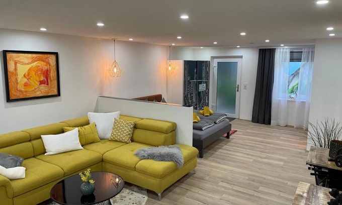 Innsbruck Apartment | Pet-Friendly 'Stylish basement loft' Apartment with Wi-Fi