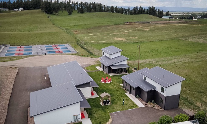 Bigfork Condo | Pet friendly! The Jewel View Cottages Units 5 & 6