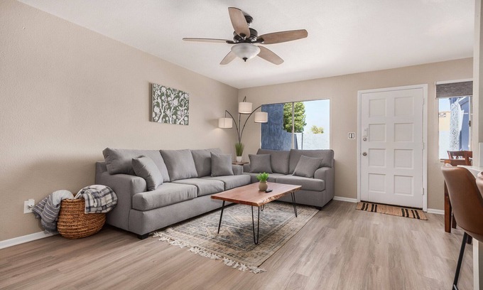Glendale House | Pet Friendly Townhome with New Furnishings and Private enclosed Patio.