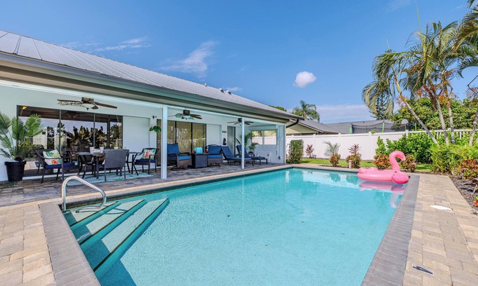 Lochmoor Waterway Estates House | Pet-Friendly Home w/Private Backyard Oasis!