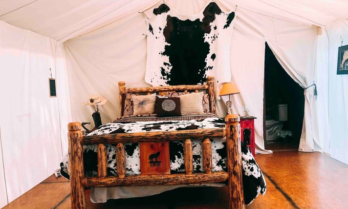 Palisades RV Rental | Pet Friendly Wild West Luxury Glamping tent
