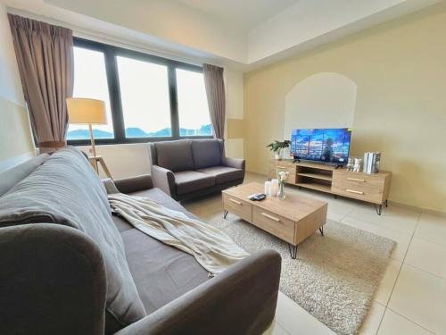 The Strand Apartment | Petaling Jaya 1-12pax Muji design 3 room 1 min to Sunway Giza