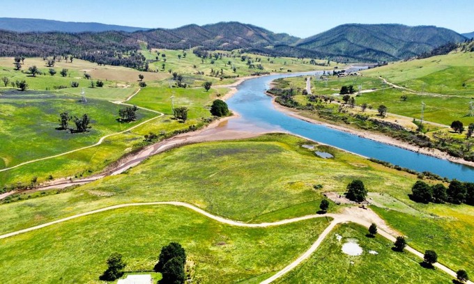 Talbingo House | Pether Cottage - Talbingo NSW