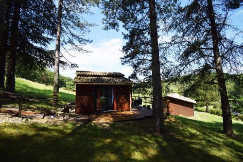 Layrac Ski Chalet | Petit chalet au Lac de Goulens avec piscine commune - 2 adultes et 1 enfant