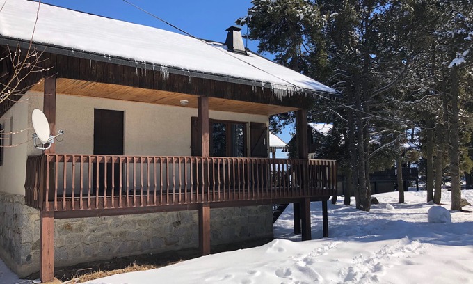 Pyrenees 2000 Ski Chalet | PETIT CHALET COSY LOCATED IN BOLQUERE-PYRENEES 2000