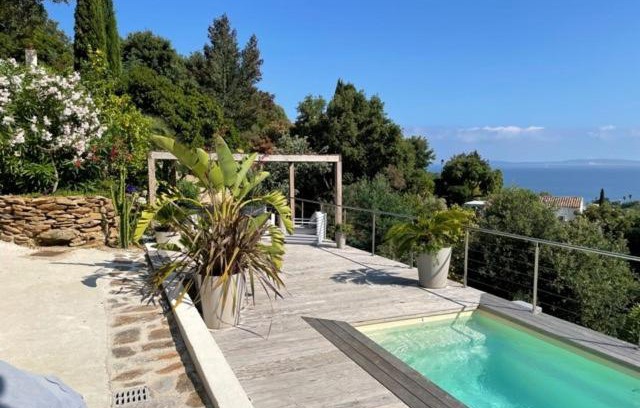 Rayol-Canadel-sur-Mer House | Petit coin de paradis