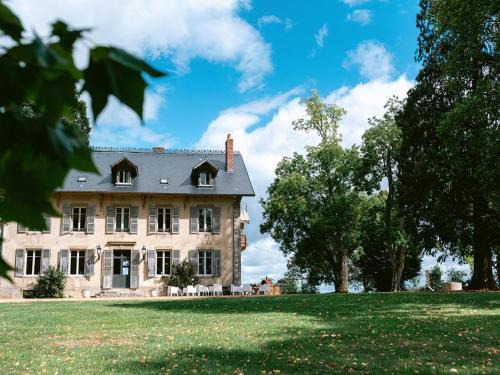 Saint-Saulge House | Petit Savigny