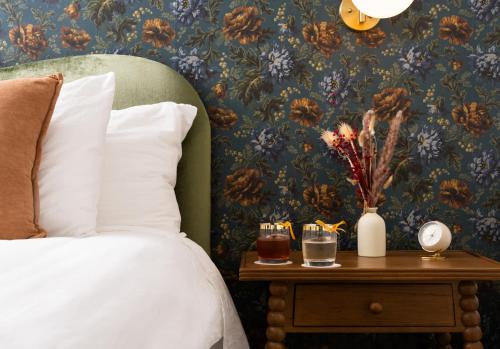 San Luis Obispo Bed & Breakfast | Petit Soleil - Bed, Breakfast and Bar
