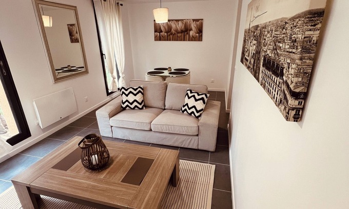 Luzarches House | Petite Bâtisse Pour Groupes, Familles et Amis, Paris OG 2024, Été, Événements