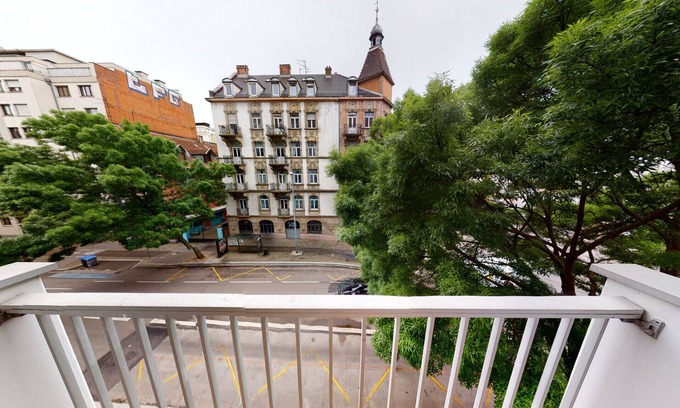 Strasbourg Apartment | petite france 63m2 with 1 free parking 2br
