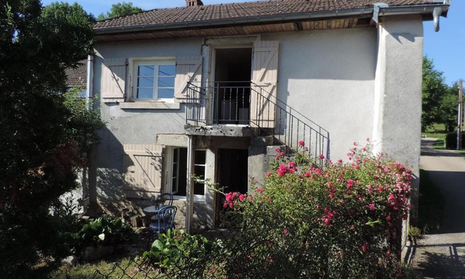 Saint-Germain-en-Montagne House | Petite maison rustique