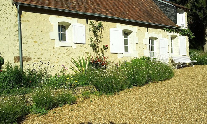 Conflans-sur-Anille House | Petite Maison Indépendante