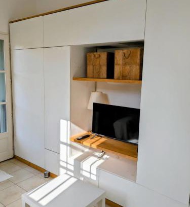 Montpellier House | Petite maison au Château de la Mogère