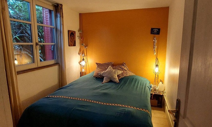 Bussiere - Cadiere House | Petite Maison Avec Jardin à 4 Stations de Métro du Centre de Lyon