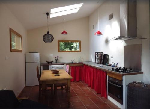 Cervione Ski Chalet | petite maison dans les pins