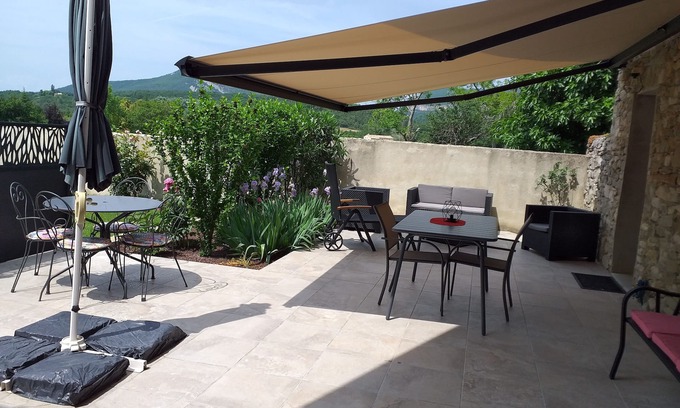 Rochebaudin House | Petite Maison de Campagne Tout Confort au Calme